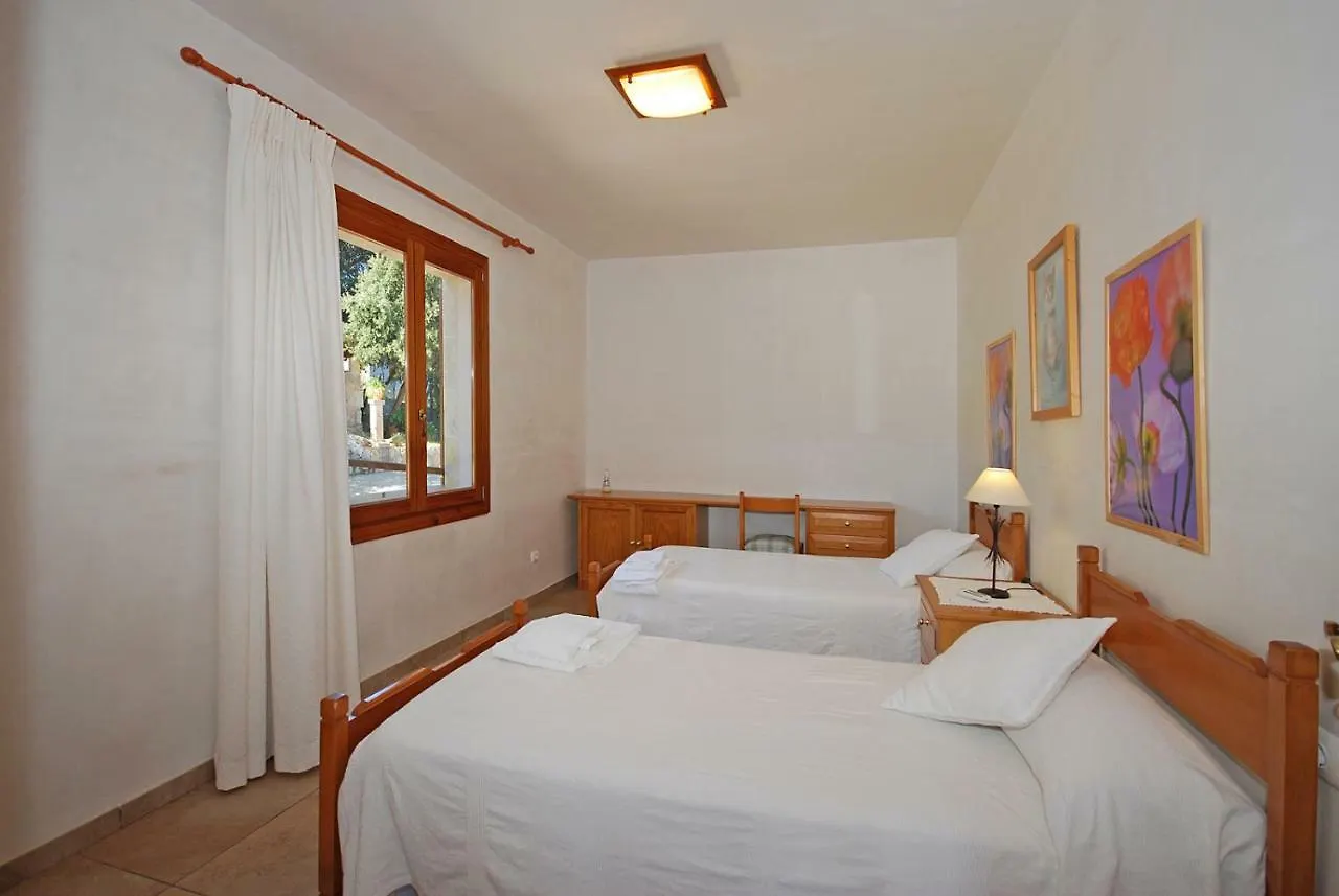 קמפנט Villa Rotes 0*,